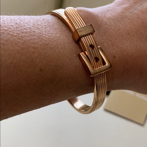 Michael Kors  Rose gold. Bracelets - Picture 7 of 8